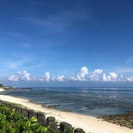 Bed and Breakfast 海人生海景民宿cest La Vie Lyudao Exterior foto