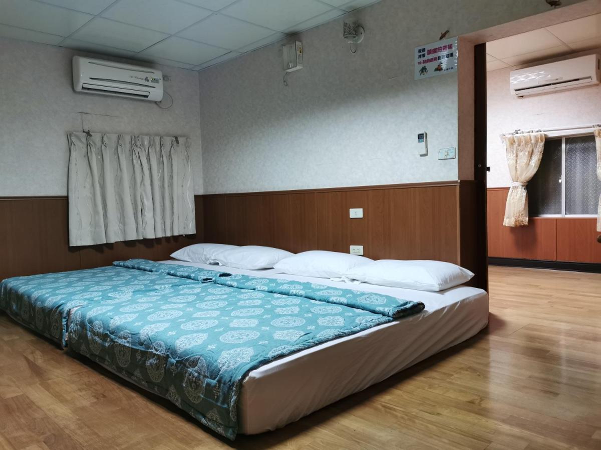 Bed and Breakfast 海人生海景民宿cest La Vie Lyudao Exterior foto